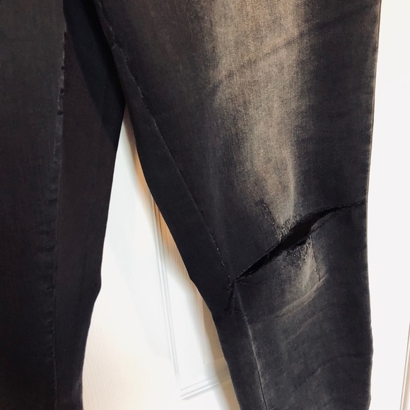 LB Jean Faded Black Stretch Distressed Pull On - Picture 6 of 7